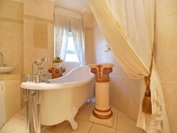 Villa 100 Geneva *